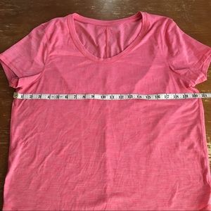 Super soft lululemon top.